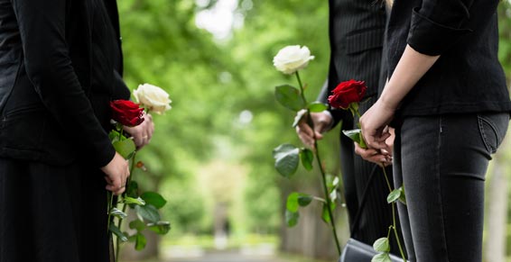 Pourquoi souscrire à un contrat obsèques ?